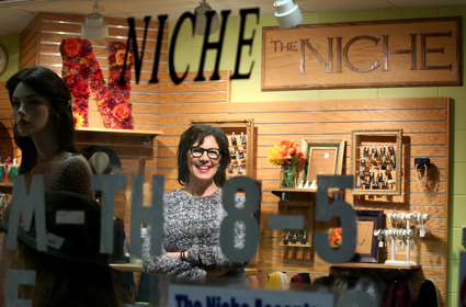 Shelly Ibach visits the Niche.