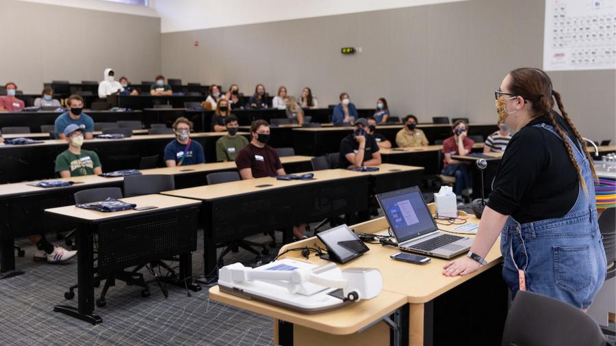 FYRO 2021 Campus Life session in Jarvis Hall.