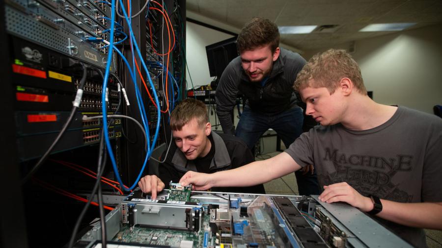Students in the CNIT Server Lab
