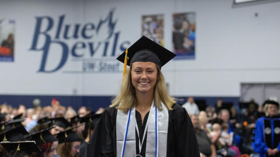 Inspiring grad Lauren Arenz