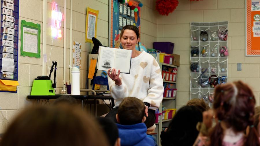 Inspiring grad Lauren Arenz. Photo by Jacob Phillips