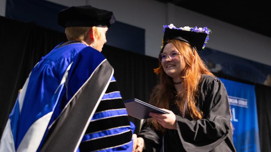 Inspiring grad Kat Schlauderaff