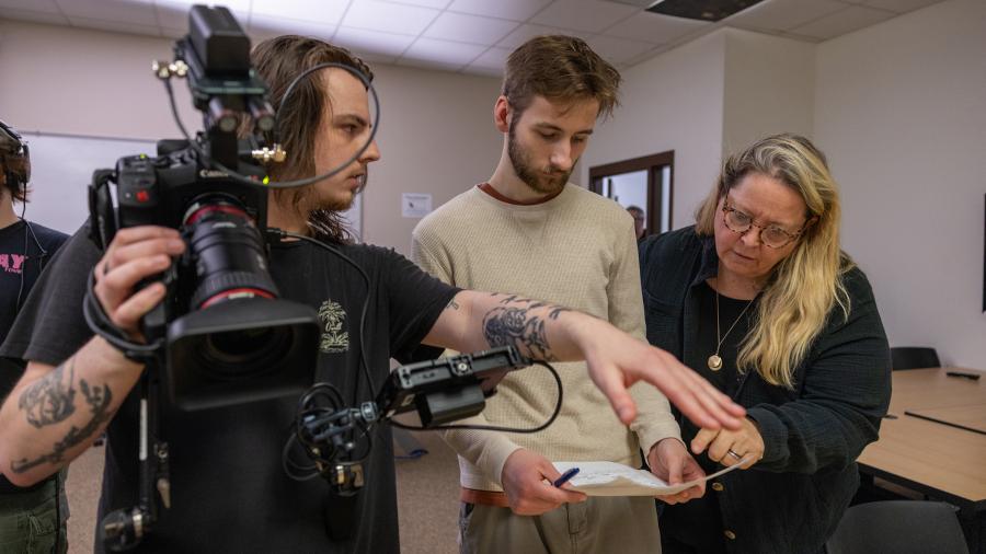 People look at script