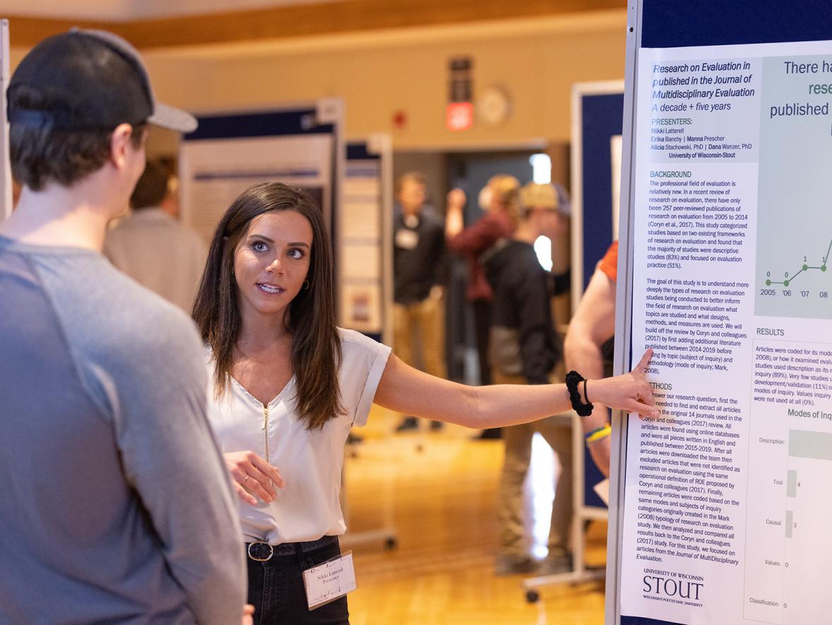 Nikki Latterell, a 2022 senior from Hugo, Minn., majoring in psychology, presented research at the 2022 Research Day.