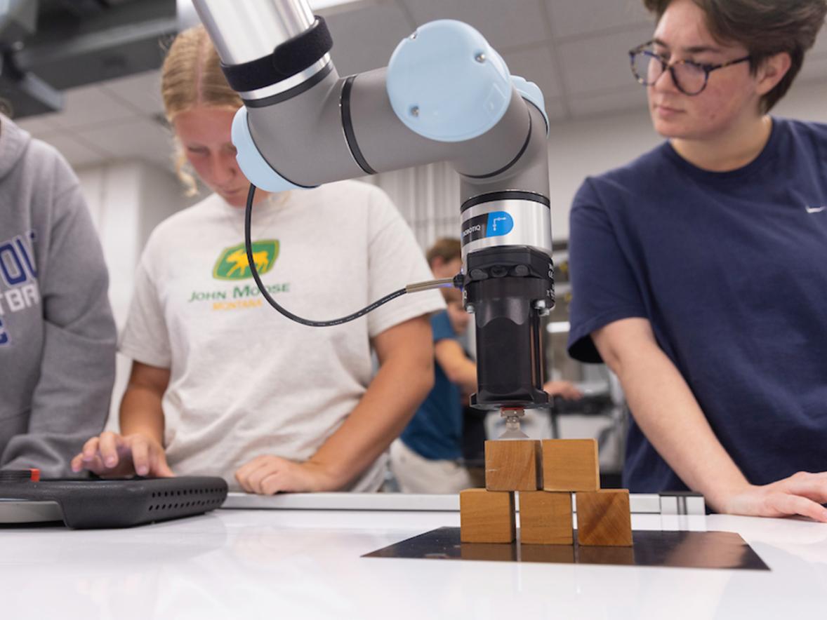 Robotics Lab, Universal Robots