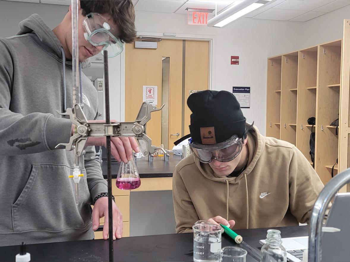 PHOTO ESSAY: Understanding the World at a Deeper Level Featured Image