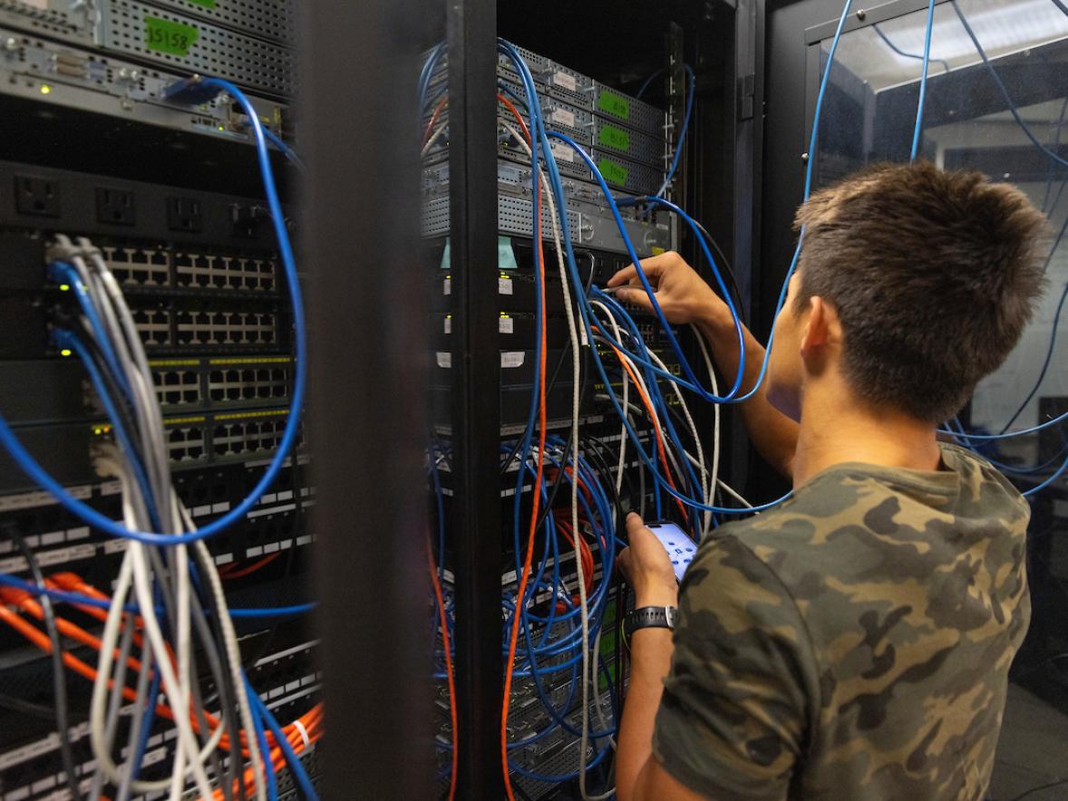 UW-Stout will create short-term programs to fill region’s high-demand jobs with help from $2 million federal grant Featured Image