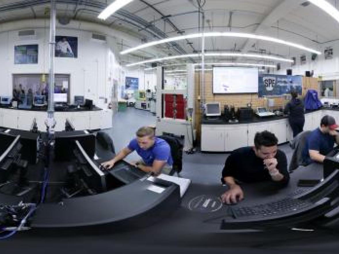 A 360 view of the plastics engineering lab