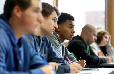 American Government class at UW-Stout