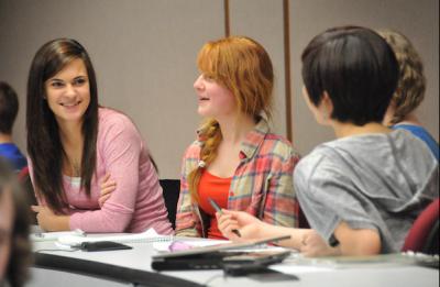 UW-Stout sociology students in discussion.