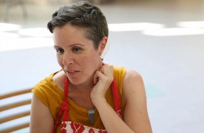 Jennifer Astwood leading an industrial design workshop. Photo taken pre-COVID.