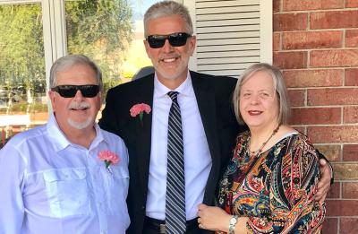 Duane Mayes with his siblings, Bill and Bonnie, also UW-Stout alums.