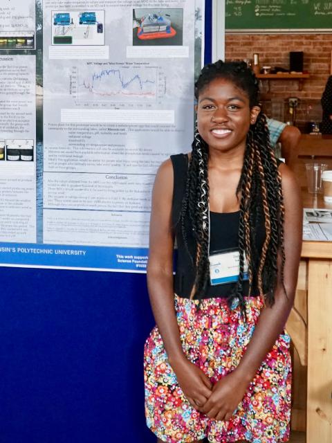 LAKES2018_Swaby Zayyan Swaby - 2018 LAKES REU student