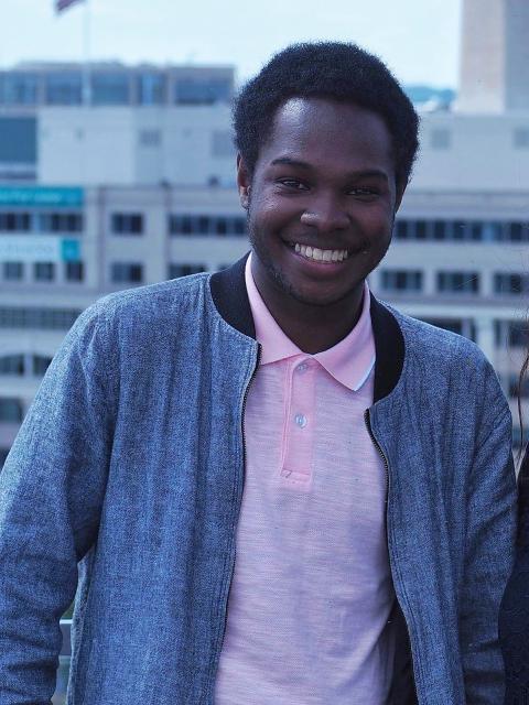 Deon Canon, Gilman Scholarship, pictured outside.