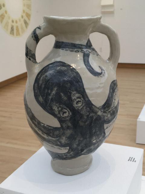 Bailey Iwen. SEPTAPUS. Stoneware.