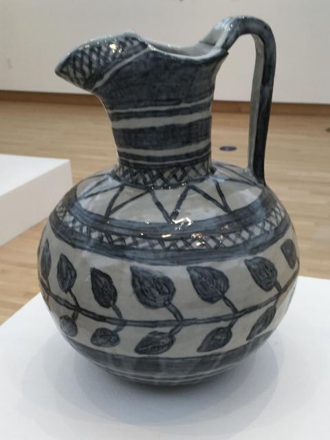 Mackenzie Raifsnider. Untitled. Stoneware.